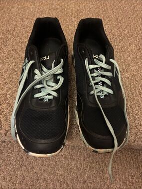 KURU Women's Black Athletic Shoes with Light Blue Accents Size 11